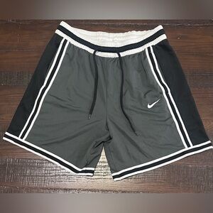 Nike Dri-FIT DNA+ Men's Basketball Shorts Black Grey Size Large